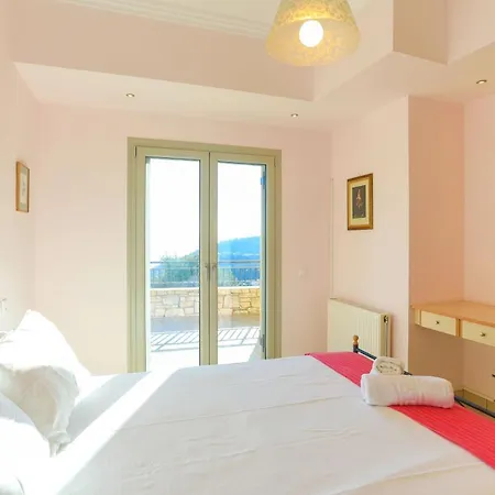 Kalamia Villa *